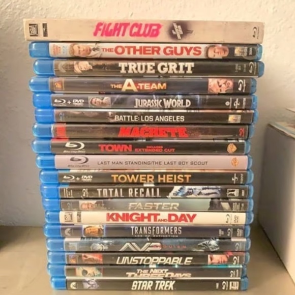Blu-ray Movies For Guys - Picture 1 of 2